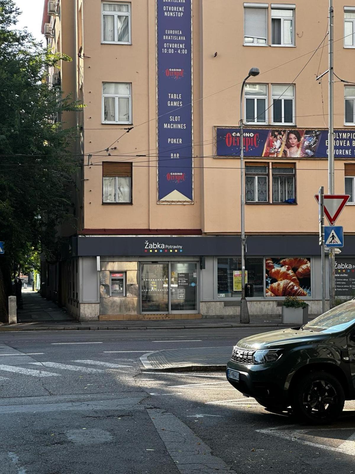 Appartamento Urban Zenhouse No.2 - Breakfast Included Bratislava Esterno foto