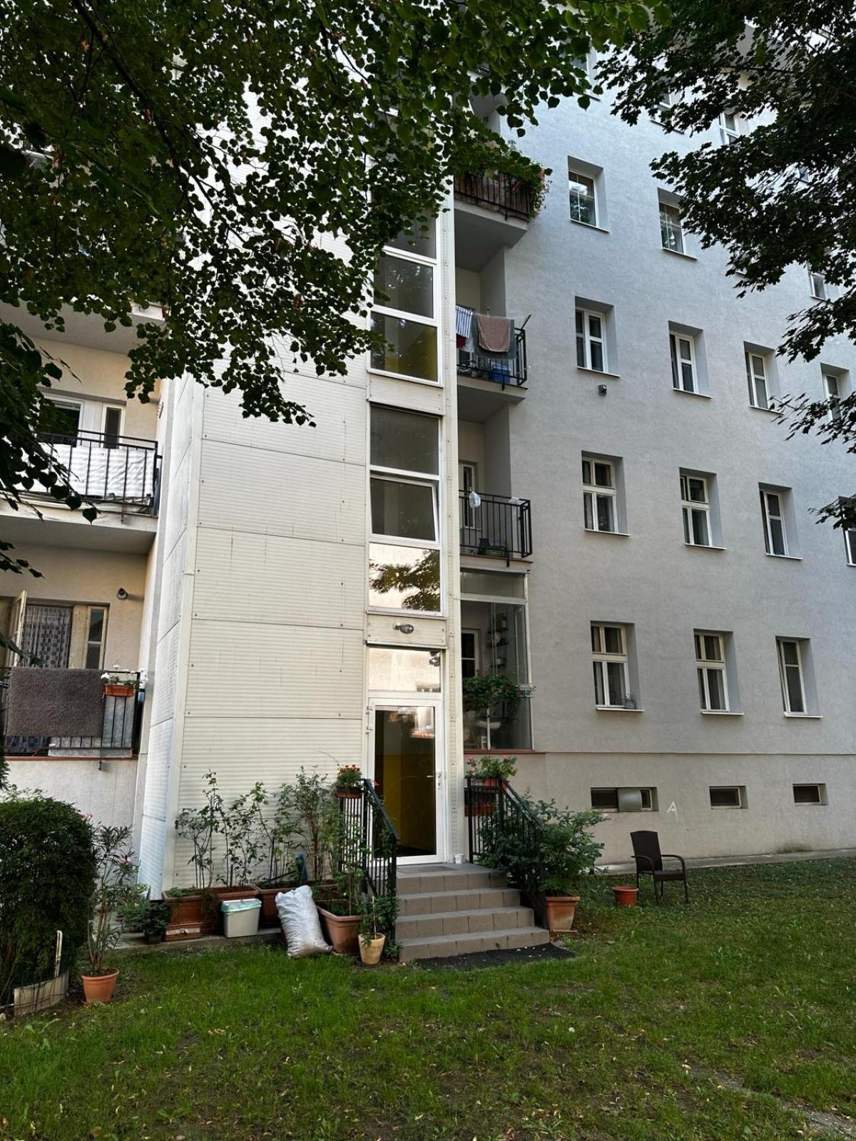 Appartamento Urban Zenhouse No.2 - Breakfast Included Bratislava Esterno foto
