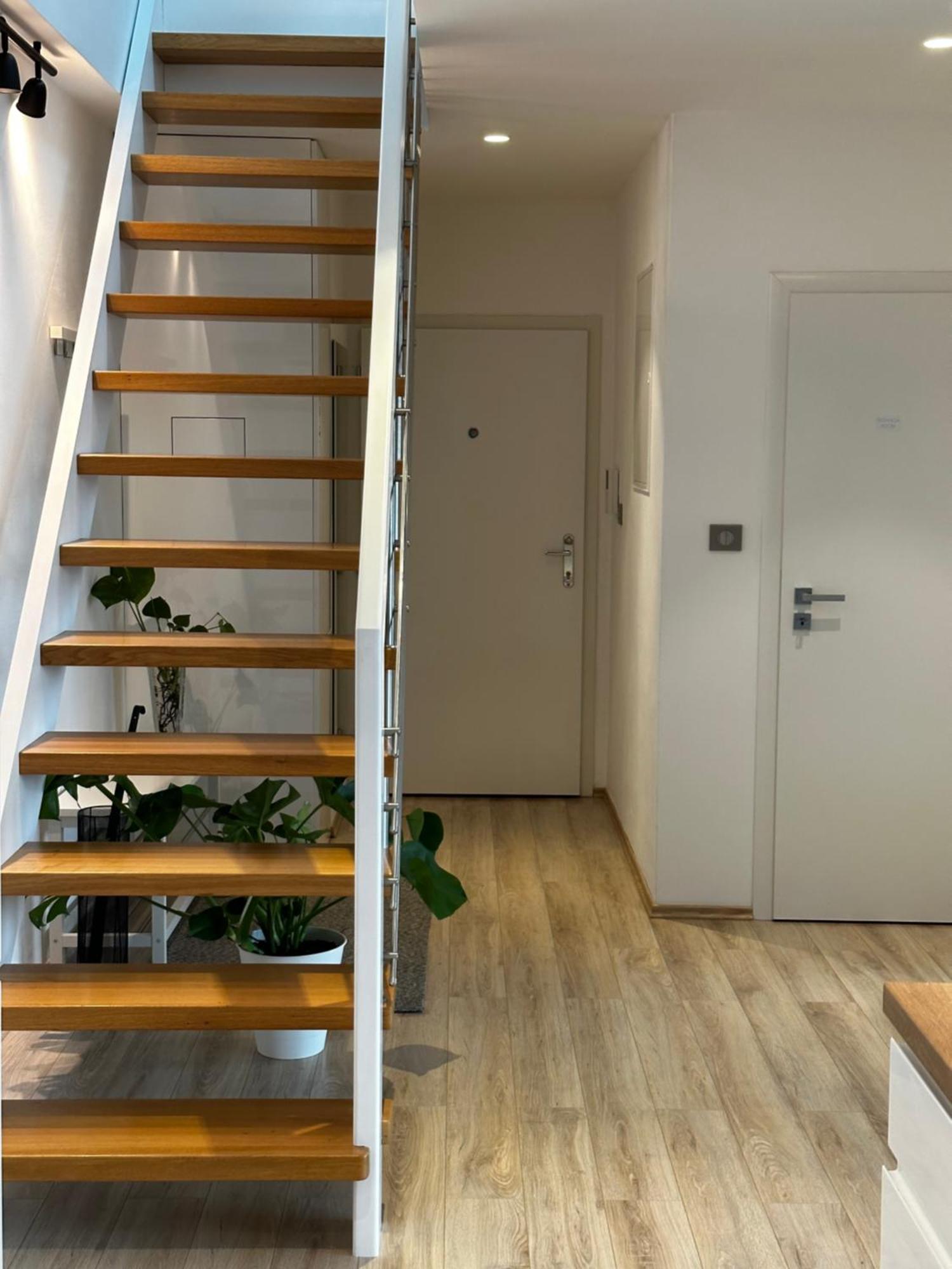 Appartamento Urban Zenhouse No.2 - Breakfast Included Bratislava Esterno foto